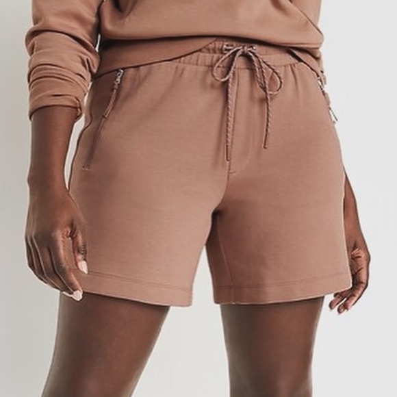 old navy mauve fleece active shorts - Picture 2 of 2